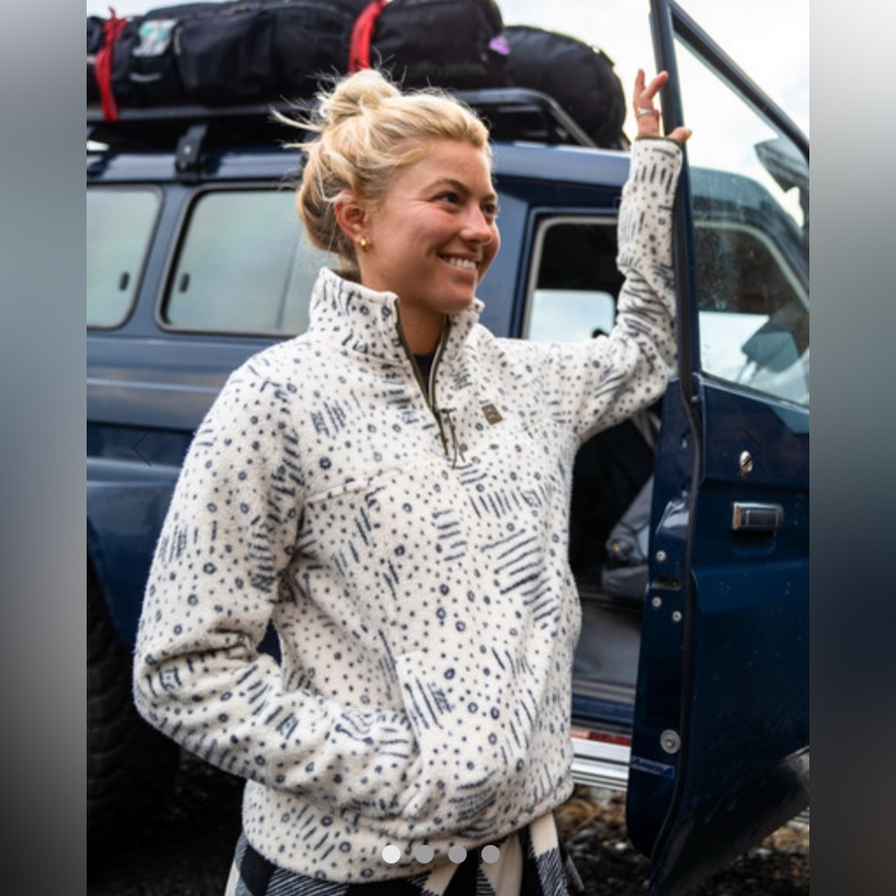 A/Div Boundary Mock Half-Zip Pullover - image 1